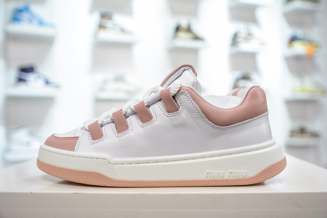 미우미우 스니커즈 MiuMiu Bleached Leather sneakers