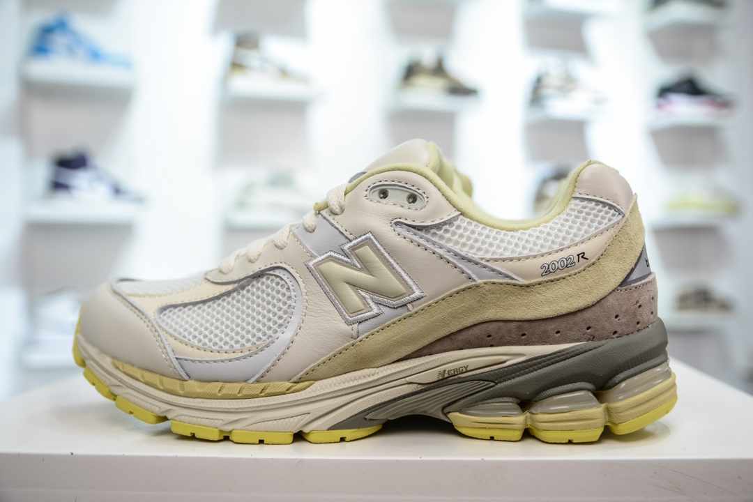 뉴발란스 2002 New Balance 2002 M2002RA1