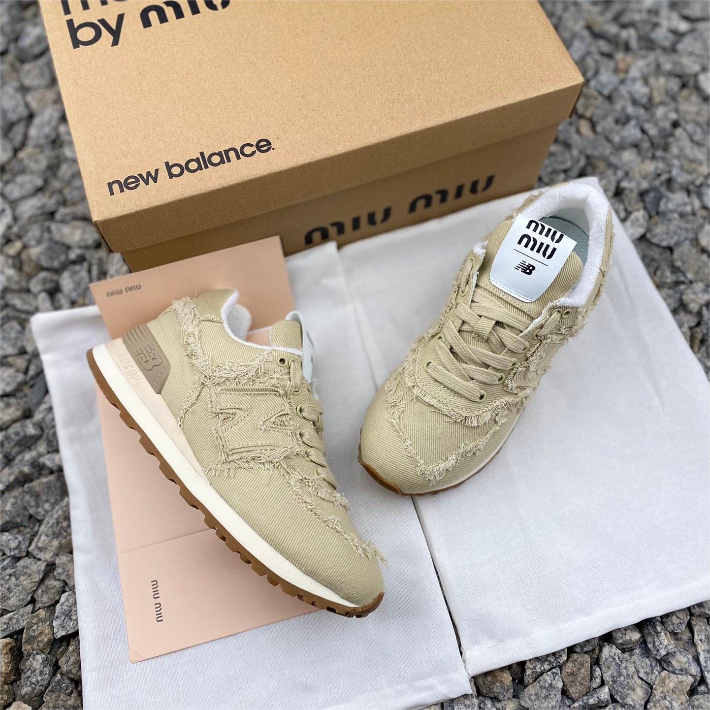 (W) 뉴발란스 x 미우 미우 574 데님 (W) New Balance x Miu Miu 574 Denim