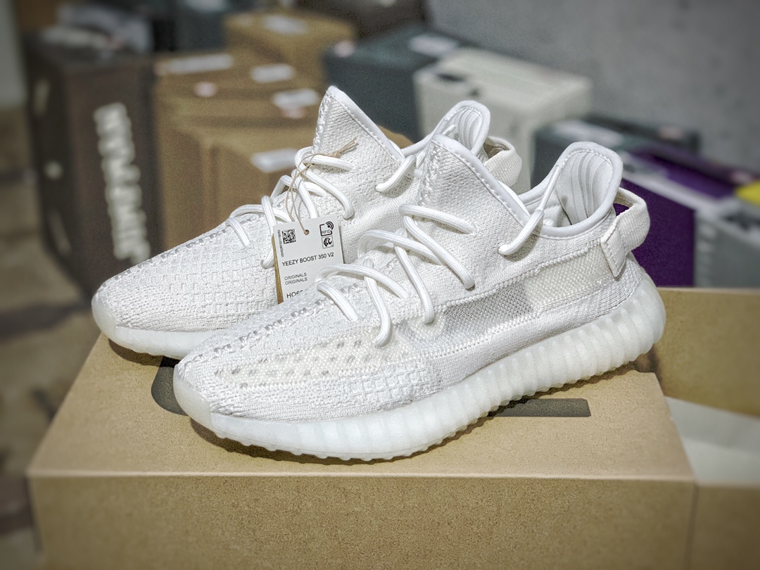 아디다스 이지 부스트 350 V2 본 Adidas Yeezy Boost 350 V2 Bone HQ6316