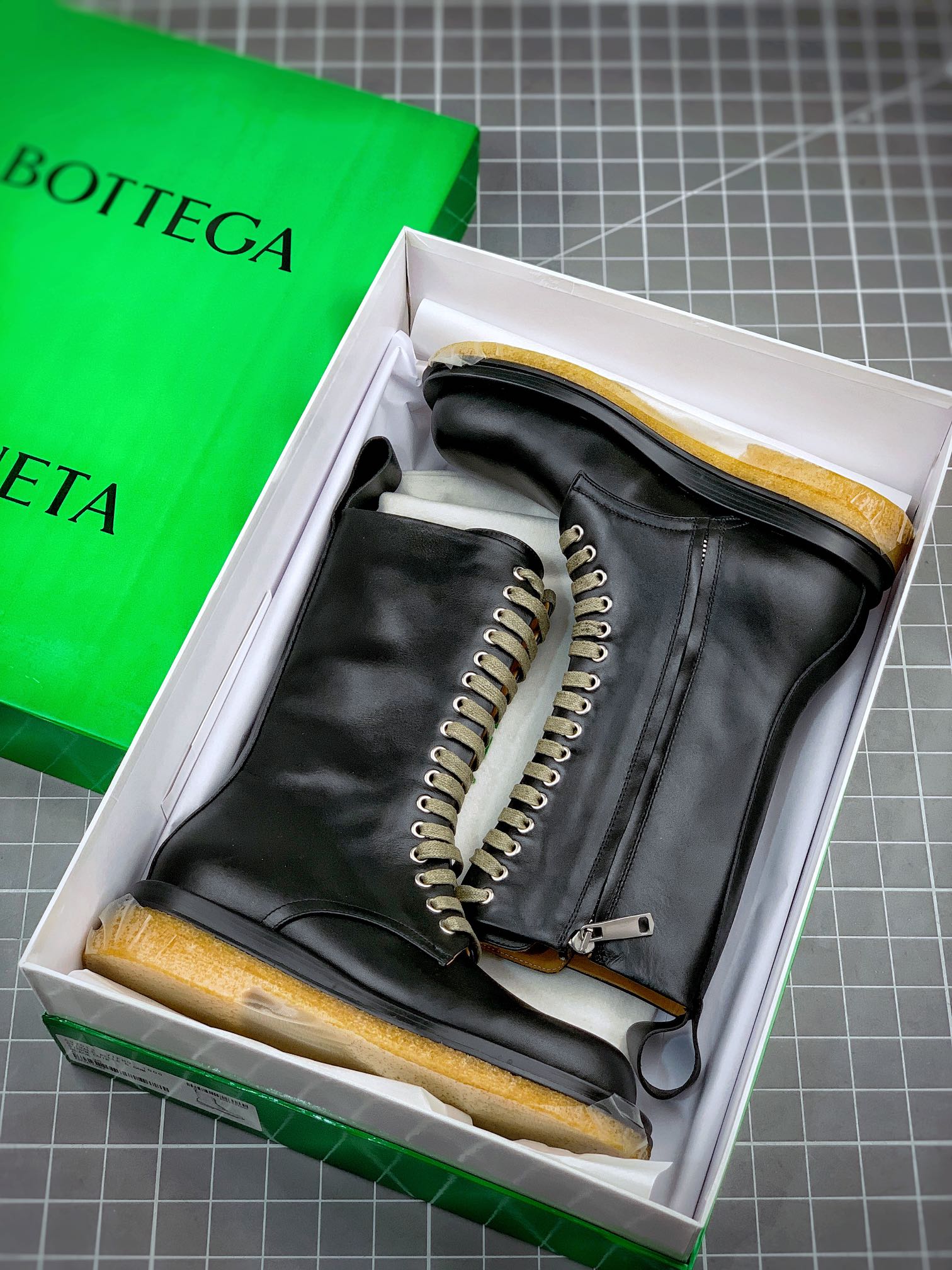 보테가 베네타 BOTTEGA VENETA 부츠